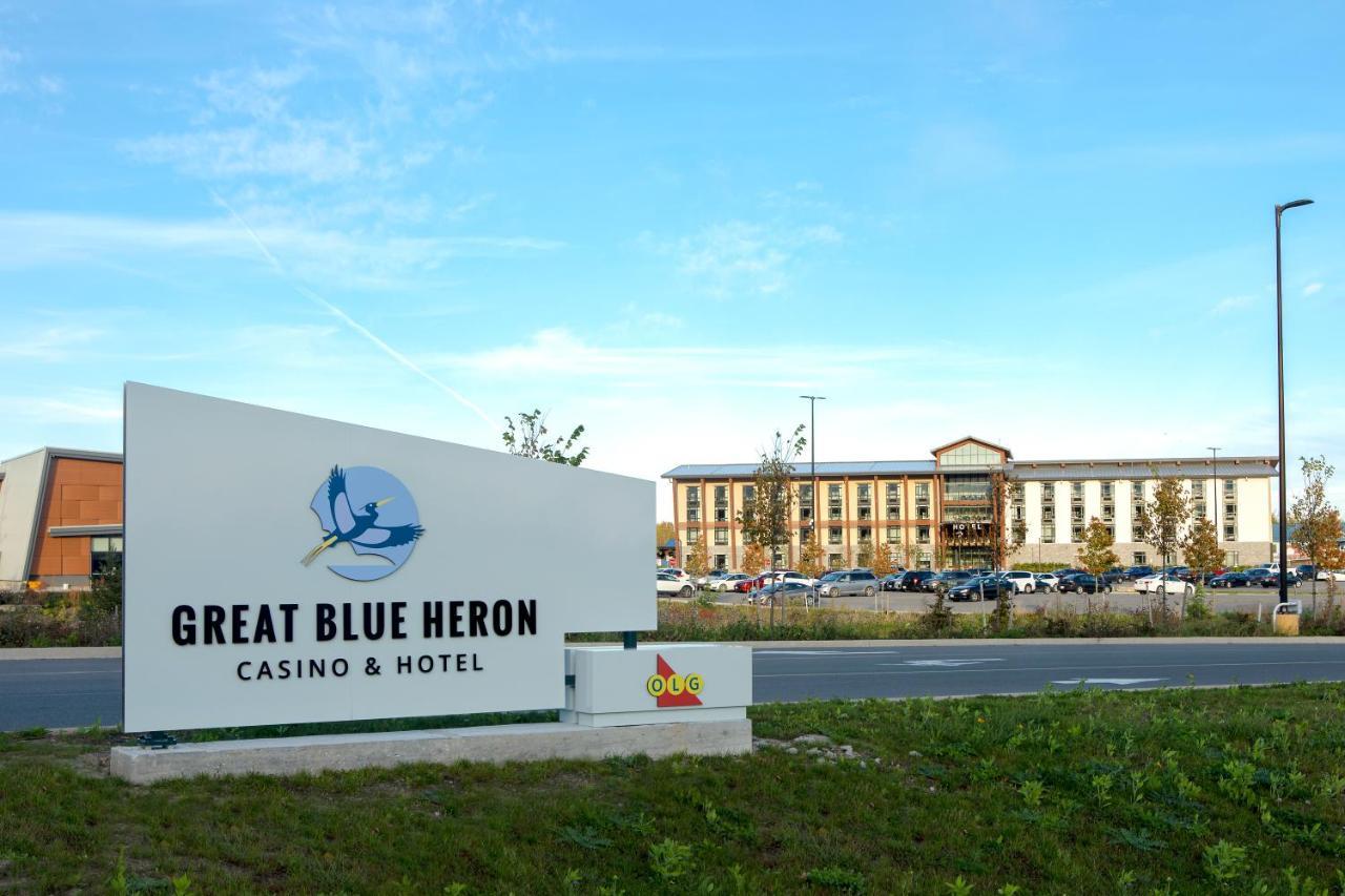 Great Blue Heron Hotel Port Perry Εξωτερικό φωτογραφία